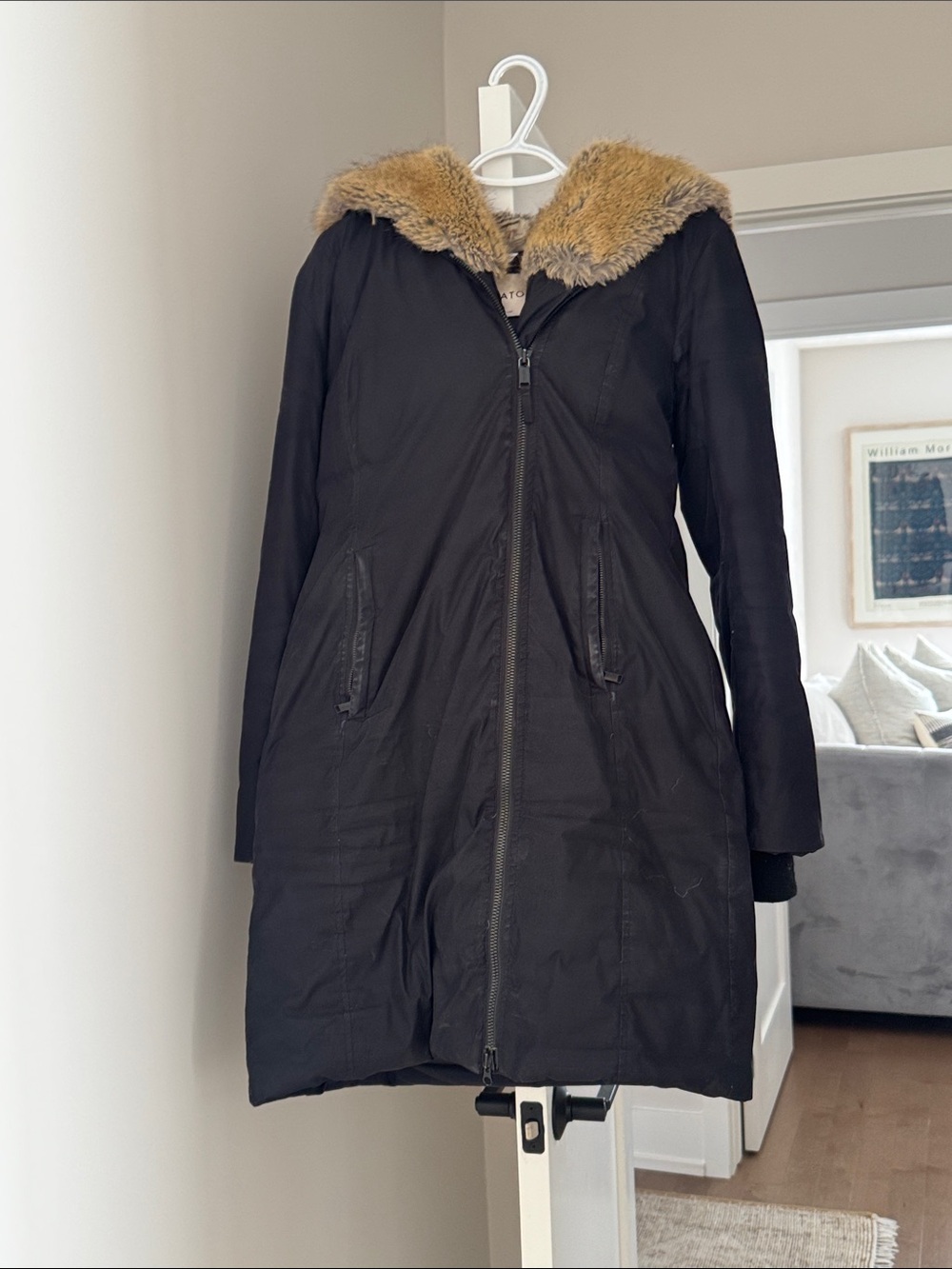Aritzia Black Parka with Tan Faux-Fur Hood Trim